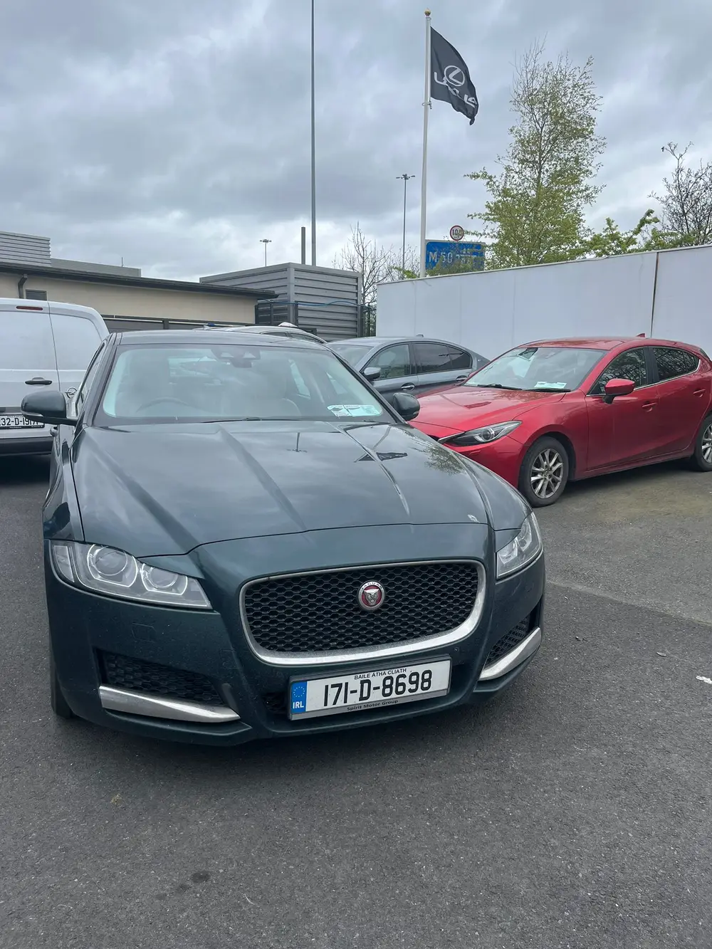 Jaguar XF